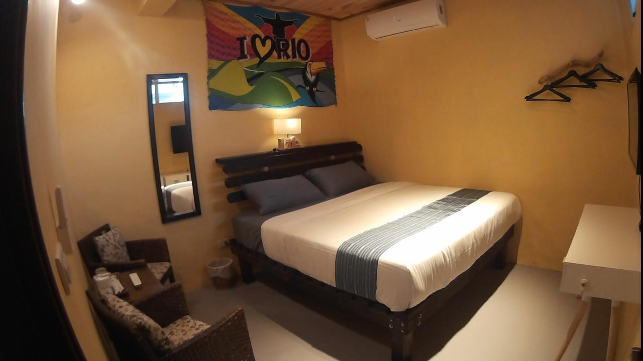 On Board Hostel 만저우 외부 사진