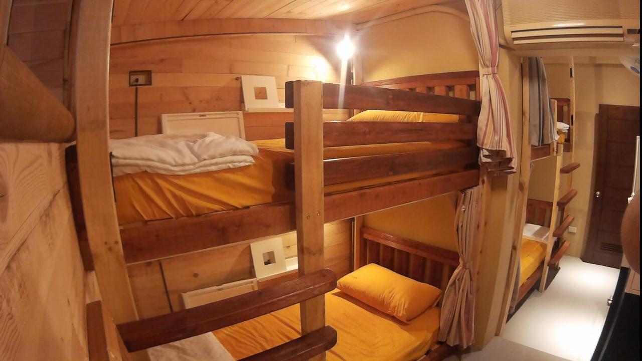 On Board Hostel 만저우 외부 사진